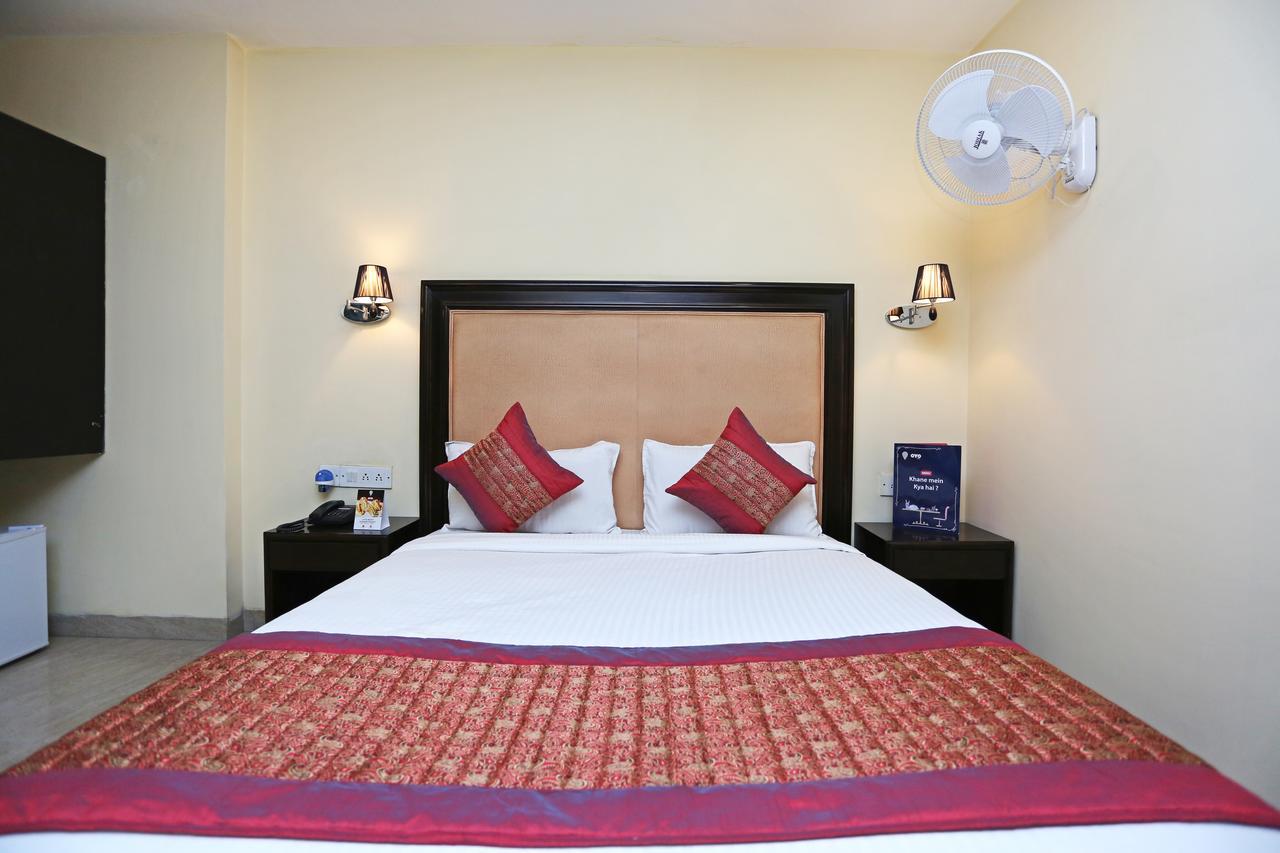 Oyo 714 Hotel De Plaza Új-Delhi Kültér fotó